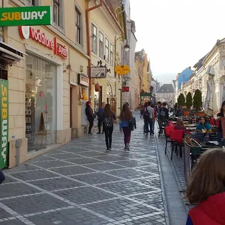 Апартаменти Strada Republicii Nr 26 Брашов